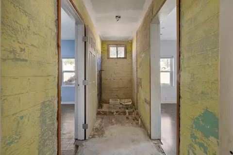 Entry Way - 37590 E Kings Canyon Rd, Dunlap, CA 93621 photo 3 of 4