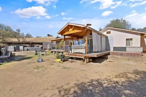 Exterior - 37590 E Kings Canyon Rd, Dunlap, CA 93621 photo 4 of 11