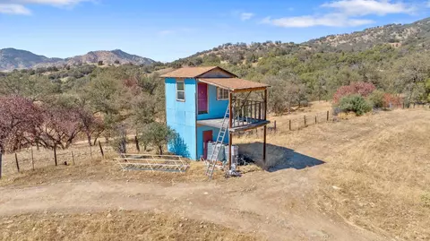 Exterior - 37590 E Kings Canyon Rd, Dunlap, CA 93621 photo 10 of 11