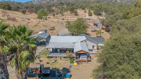 View/Area - 37590 E Kings Canyon Rd, Dunlap, CA 93621 photo 7 of 9