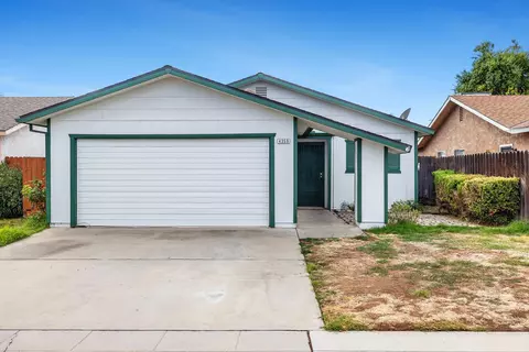 4359 W Avalon Ave, Fresno, CA 93722