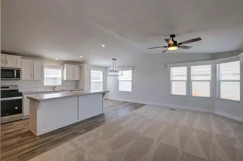 1650 Villa Ave #48, Clovis, CA 93612 photo 9
