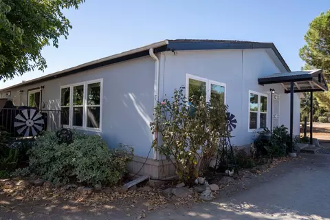 Exterior - 6136 N Bethel Ave, Clovis, CA 93619 photo 9 of 10