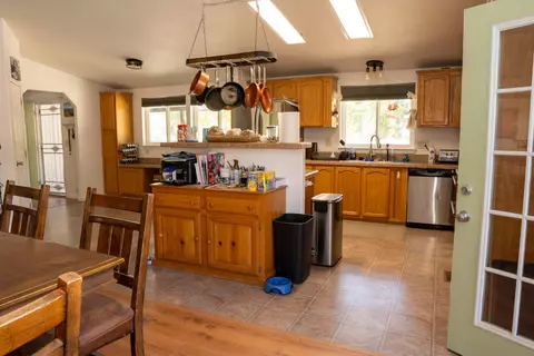 Other - 6136 N Bethel Ave, Clovis, CA 93619 photo 2 of 8