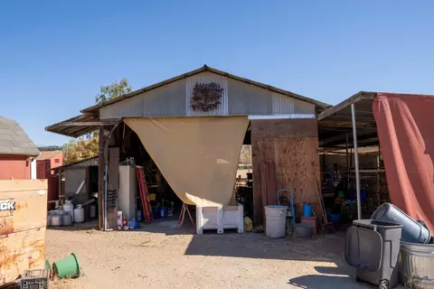 Exterior - 6136 N Bethel Ave, Clovis, CA 93619 photo 5 of 10