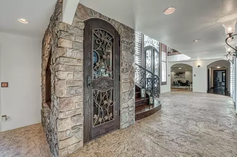 Entry Way - 5334 N Marjan Ave, Clovis, CA 93619 photo 1 of 5