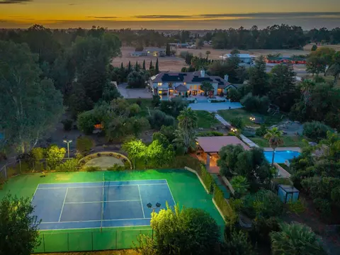 View/Area - 5334 N Marjan Ave, Clovis, CA 93619 photo 2 of 12