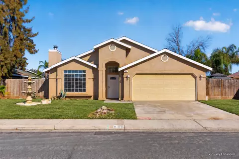 900 Davinci St, Hanford, CA 93230
