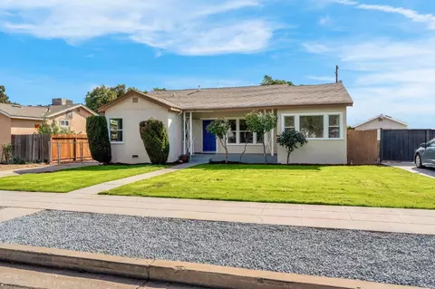 3602 E Hedges Ave, Fresno, CA 93703