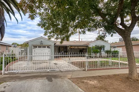 4345 N Anna St, Fresno, CA 93726