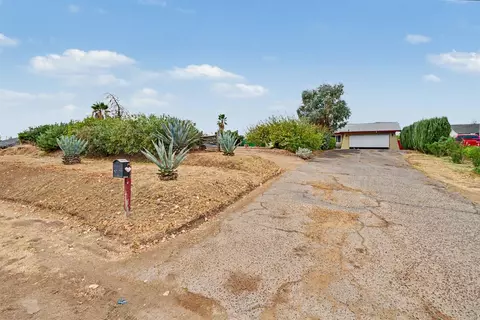 Exterior - 18618 Hanover Dr, Madera, CA 93638 photo 12 of 12