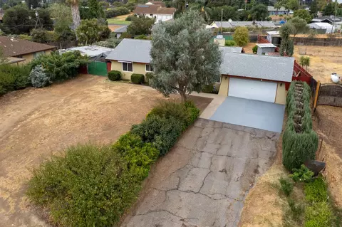 View/Area - 18618 Hanover Dr, Madera, CA 93638 photo 4 of 6
