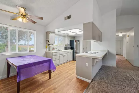 Entry Way - 18618 Hanover Dr, Madera, CA 93638 photo 1 of 3