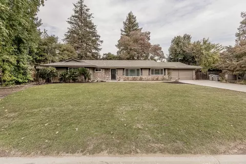 1542 W Keats Ave, Fresno, CA 93711