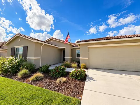 Exterior - 3242 Simental Ave, Clovis, CA 93619 photo 3 of 5