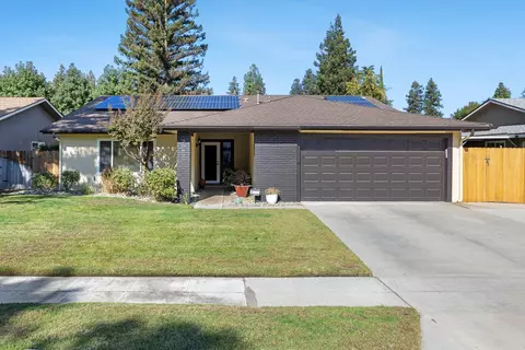 2082 W Fremont Ave, Fresno, CA 93711