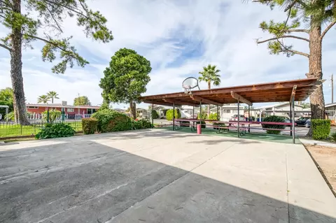 1724 Minnewawa Ave #98, Clovis, CA 93612 photo 46