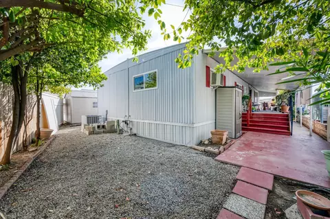 1724 Minnewawa Ave #98, Clovis, CA 93612 photo 30