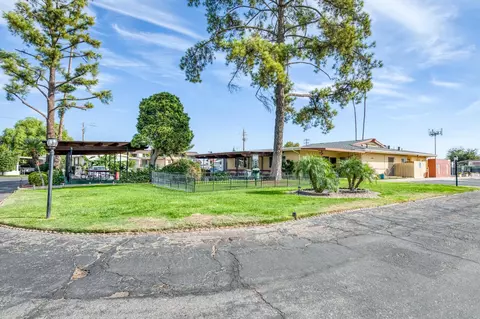 1724 Minnewawa Ave #98, Clovis, CA 93612 photo 48