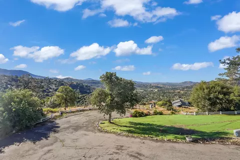 Exterior - 30450 Morgan Canyon Rd, Prather, CA 93651 photo 18 of 27