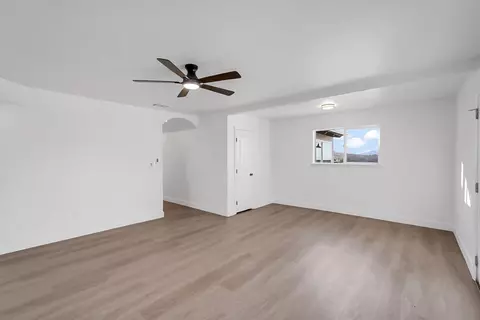 Living - 30450 Morgan Canyon Rd, Prather, CA 93651 photo 10 of 11