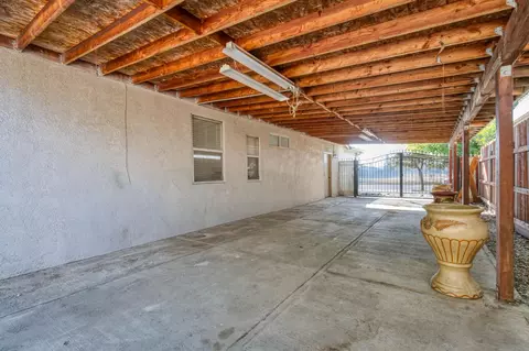 Exterior - 1436 E Cypress Ave, Reedley, CA 93654 photo 9 of 13