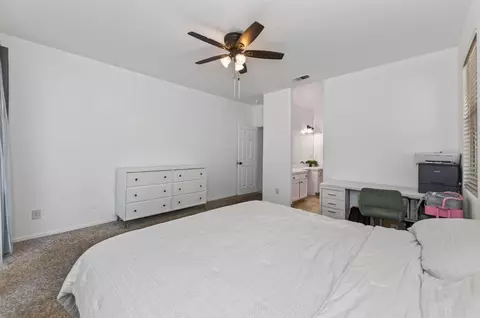 Bedroom - 1436 E Cypress Ave, Reedley, CA 93654 photo 4 of 8