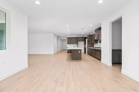 Other - 295 N Laker Ln, Fowler, CA 93625 photo 3 of 7
