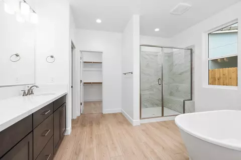 Other - 295 N Laker Ln, Fowler, CA 93625 photo 4 of 7