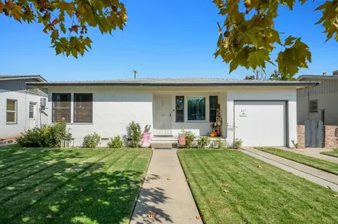 Exterior - 417 N O St, Madera, CA 93637 photo 2 of 8