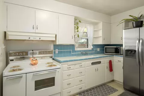 Kitchen - 417 N O St, Madera, CA 93637 photo 1 of 3