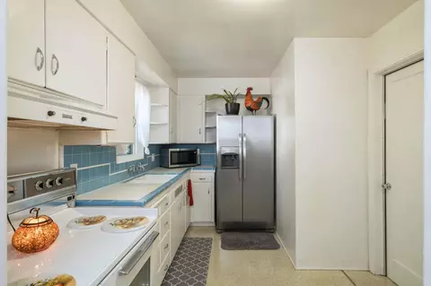 Kitchen - 417 N O St, Madera, CA 93637 photo 2 of 3