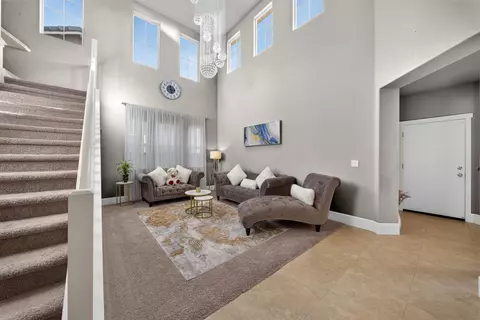 Entry Way - 1855 N Whitehorse Ln, Clovis, CA 93619 photo 5 of 12
