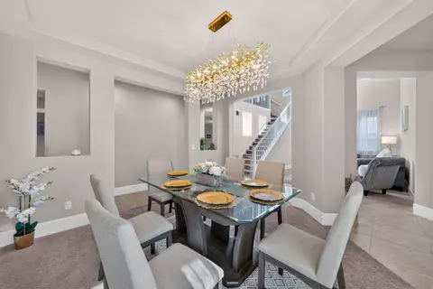 Dining - 1855 N Whitehorse Ln, Clovis, CA 93619 photo 7 of 7