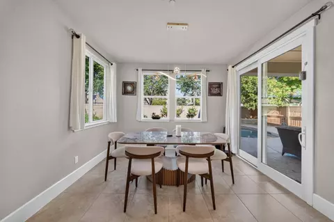 Dining - 1855 N Whitehorse Ln, Clovis, CA 93619 photo 1 of 7