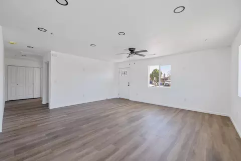 Living - 1950 Van Horn St, Selma, CA 93662 photo 3 of 4