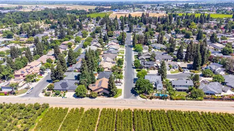 View/Area - 467 S Maple Dr, Reedley, CA 93654 photo 5 of 7