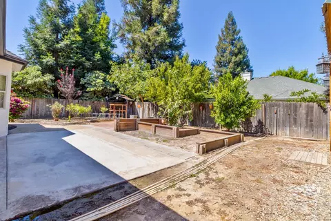 Exterior - 467 S Maple Dr, Reedley, CA 93654 photo 15 of 15