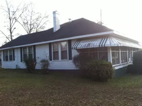 1002 Boulevard St, Valley, AL 36854 photo 2
