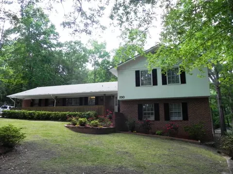 230 Singleton St, Auburn, AL 36830 photo 1