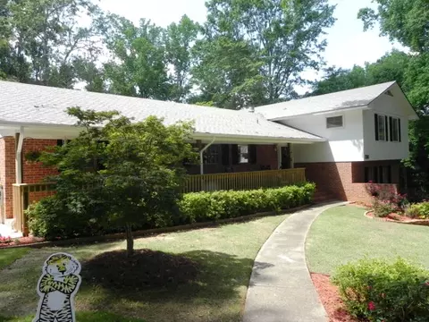 230 Singleton St, Auburn, AL 36830 photo 2
