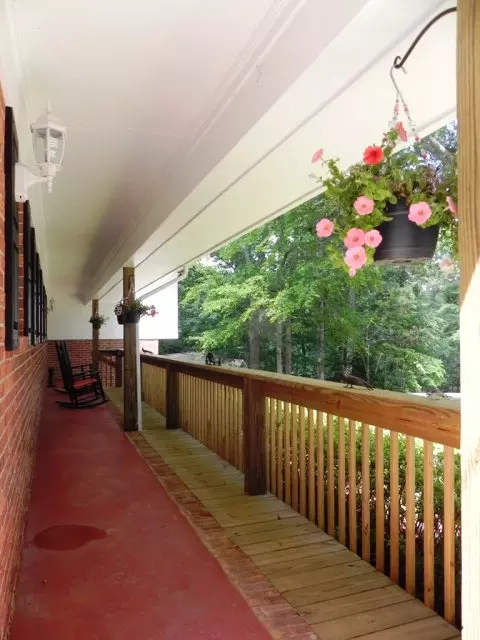230 Singleton St, Auburn, AL 36830 photo 3