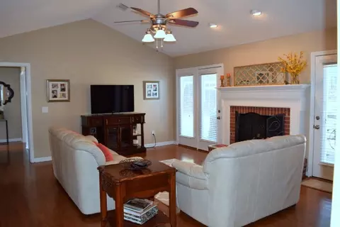 902 William Dr, Opelika, AL 36801 photo 5