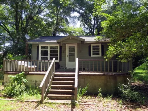 9704 Lee Road 279, Valley, AL 36854 photo 1