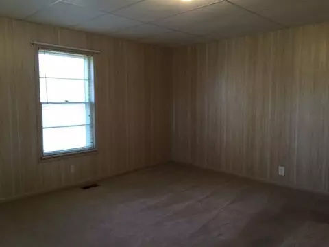 124 E 18th St, Lanett, AL 36863 photo 10