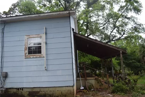 1646 River, Valley, AL 36854 photo 4