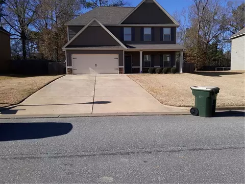 2401 19th Pl, Valley, AL 36854 photo 2