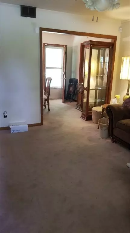 208 Webbs St, Tuskegee, AL 36083 photo 2