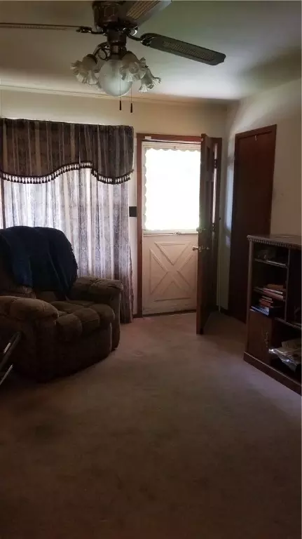 208 Webbs St, Tuskegee, AL 36083 photo 3