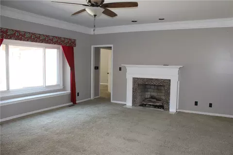 220 Village Dr, Lagrange, GA 30240 photo 27